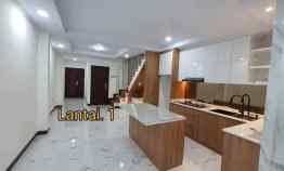 Dijual Rumah Bagus Minimalis Modern di Cipulir