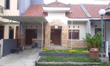 Dijual Rumah Siap Huni dan Nyaman di Bali View, Cirendeu