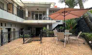 Dijual Rumah Mewah BU 2 Lt Lokasi Strategis Condet Jakarta Timur