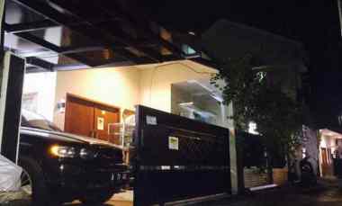 dijual rumah bambu apus pamulang