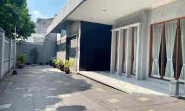 dijual rumah baron kota surakarta