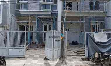 Dijual Rumah Baru Mulyosari Utara Depan Kampus UWK