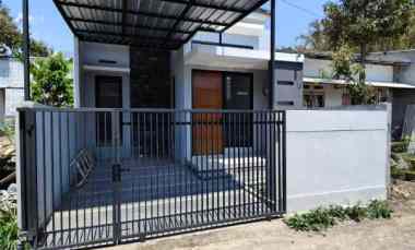 Dijual Rumah Baru Siap Huni Lokasi Tlekung Batu Malang