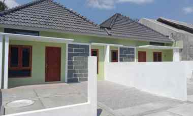 Dijual Rumah Baru, Siap Kpr, dekat Smp Negeri 4 Kalasan