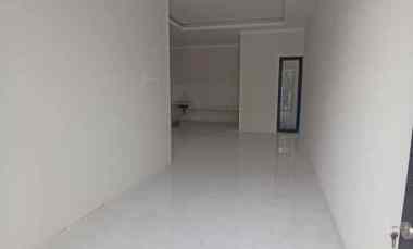 Rumah Baru 2 Lantai Area Baruk Model Minimalis dekat Jalan Raya Merr