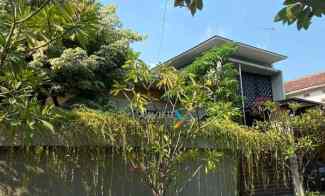 Dijual Rumah Ala Villa Area MERR Baruk Tengah Ada Kolam Ikan