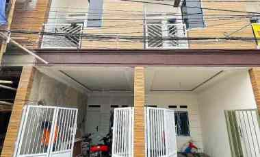 Rumah Siap Huni Batu Ampar dekat Pasar Kramatjati Jakarta Timur