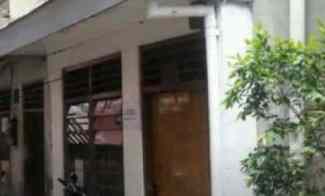 Dijual Cepat Rumah 2 Lantai Strategis dekat Gajah Mada dan Hayam Wuruk