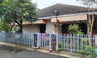 Rumah Luas di Parakan Ayu 6 Kamar Tidur, SHM, Lokasi Strategis Bandu