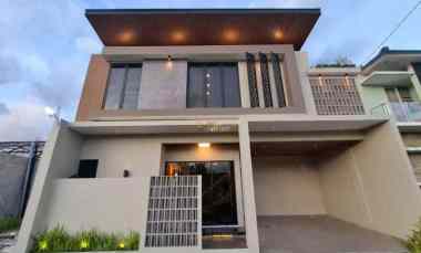 Dijual Rumah Siap Huni 2 Lantai Fully Furnished Strategis di Bangunta