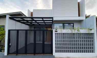 Rumah Cantik, Full Furnished, 5 menit Rsu Rajawali Citra di Banguntapa
