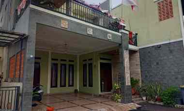 Rumah Mewah Siap Huni di Beji Depok Bonus Semi-furnished Elit 10