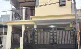 Dijual Rumah Siap Huni Minimalis 2.5 Lantai di Bendul Merisi Surabaya