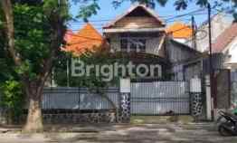 Rumah Strategis Nol Jalan Raya dekat Darmo, Kutai, Diponegoro