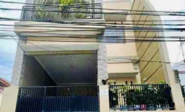 Dijual Rumah Besar Murah