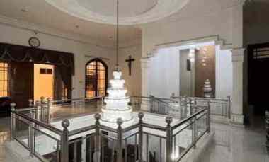 Rumah Jalan Biliton STRATEGIS, Carport 10 MOBIL, ROW 11 meter