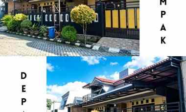 Rumah Hadap Lapangan Hijau Full Furnished di Griya Bintara Indah