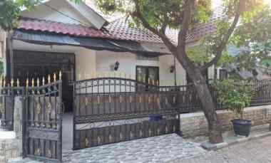 Dijual Rumah 1,5 Lantai Griya Bintara Indah Posisi Sebelah Taman