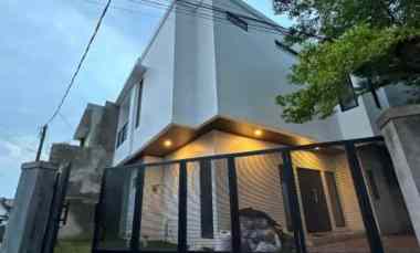 Dijual Cepat Rumah Modern Minimalis di Bintaro Sektor 9