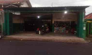 Dijual Rumah Bonus Bengkel di Cisaat Bandung