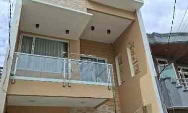 Rumah Dijual di boulevard