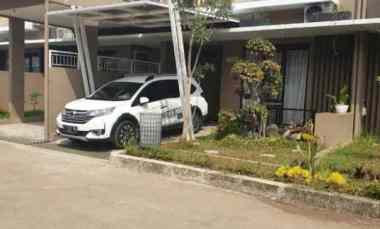 Dijual Rumah Full Furnished dekat Gerbang Tol Buah Batu Bandung