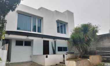 Dijual Ruamah Nyaman Posisi Kuldesak, di Bukit Golf Cibubur