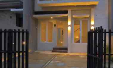 Rumah Asri Murah dan Siap Huni 2 Lantai di Bukit Golf Cibubur