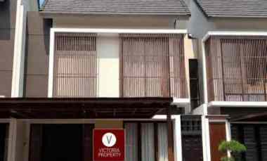 Dijual Rumah Siap Huni 2 Lantai di Bukit Golf Cibubur Riveverside