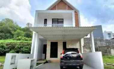 Rumah Dijual di bukit sari