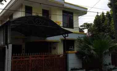 Jual Rumah Nyaman dalam Komplek Siap Huni di Bumi Harapan Permai
