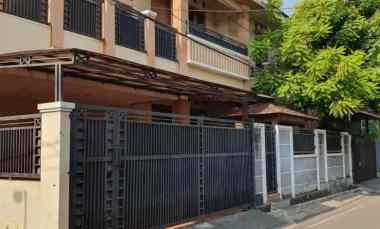 Rumah Siap Huni Caem Bebas Banjir di Taman Malaka, Pondok Kelapa