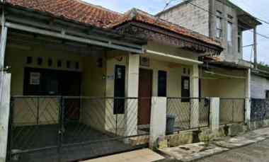 dijual rumah bumi sawangan indah