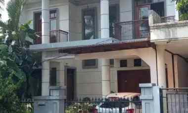 Rumah Mewah Homey 400 M di Taman Bougenville Lokasi Super Strategis
