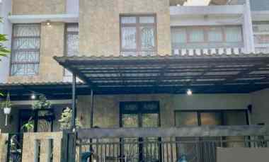 Dijual Rumah Cantik Lagoon Ville Citra Raya Tangerang