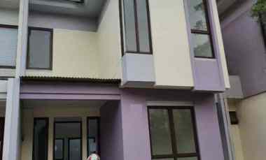 dijual rumah caspia
