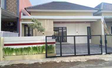 Rumah Siap Huni Design Modern, Bisa Kpr di Caturharjo, Sleman