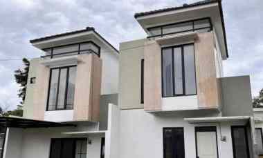 Rumah 2 Lantai Murah Lokasi Perumahan Ariana Cemorokandang Kota Malang