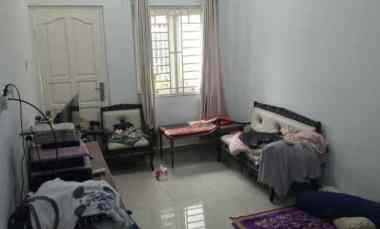 Dijual Rumah Lt 137 m2 di Cempaka Putih Barat, Jakarta Pusat Murah