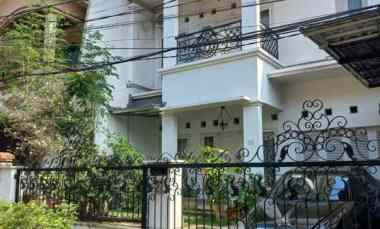 dijual rumah cempaka putih barat