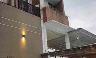 Dijual Rumah Villa 4 Lantai Sejuk dan Asri di Ujungberung Bandung