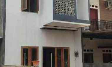 Rumah 2 Lantai Murah Premium 600 jutaan dekat Taman Bunga Wiladatika