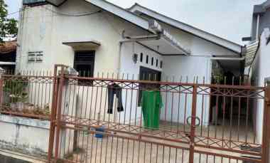 Jual Rumah Petak 6 Kamar Full, 500 meter ke Jalan Raya Lapangan Tembak