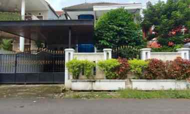 Rumah Secondary Kokoh Terawat dalam Komplek Elite di Cibubur Permai
