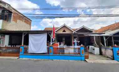 Rumah Mainroad Cihanjuang Cibabat Lokasi Strategis Only Cash