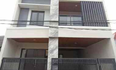 Rumah Baru Desain Compact Modern Kontemporer di Cijaura Buahbatu Bandu
