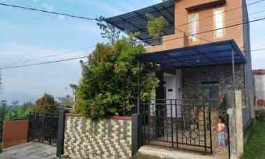 Rumah Dijual di Cikadut Bandung
