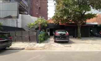 Rumah Usaha Turun Harga Strategis di Cikini, Menteng