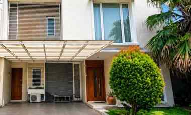 Buruan Cek Rumah 3 Lantai Cilandak Private Pool - Nego Tipis