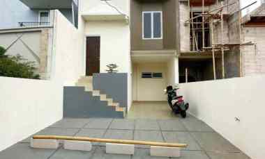 Rumah 3 Lantai di Jaktim Rooftop Termurah Dp 0 Free Biaya2